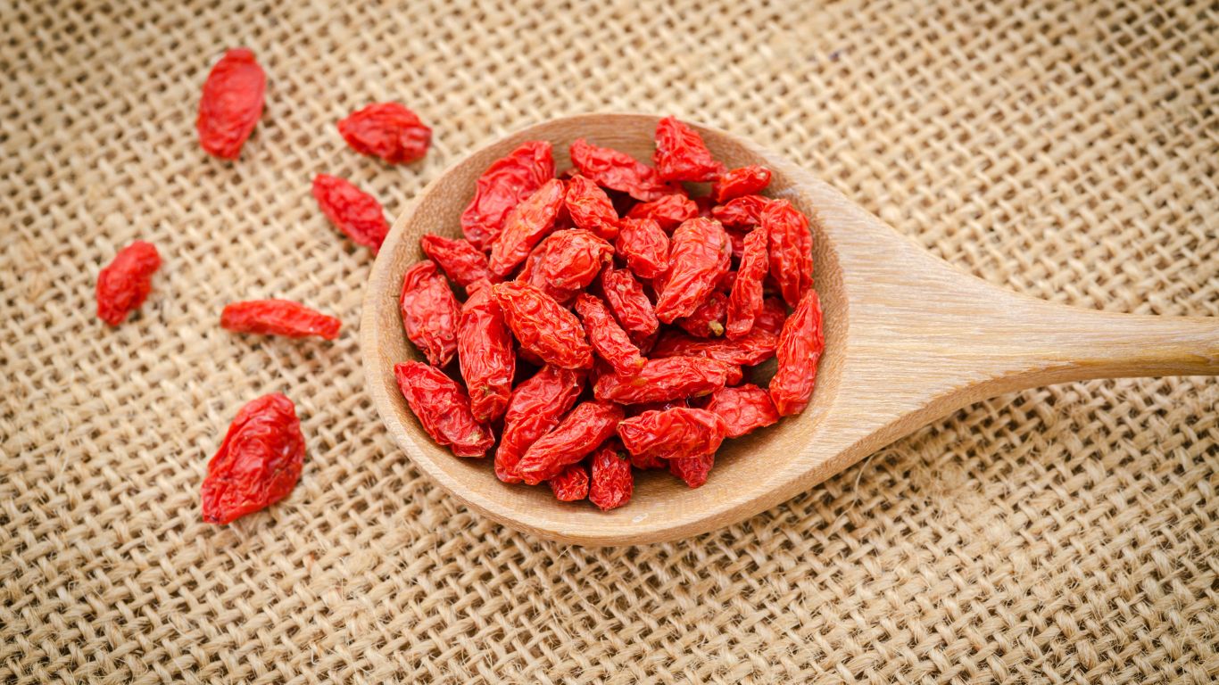 Baies de goji : bienfaits, utilisation et précautions